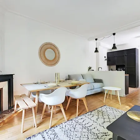 Beautiful 3br With Garden - Mirabeau - Mobility Lease شقة